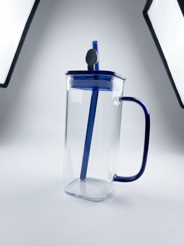 Borosilicate Glass Mug with Airtight Lid and Glass Straw